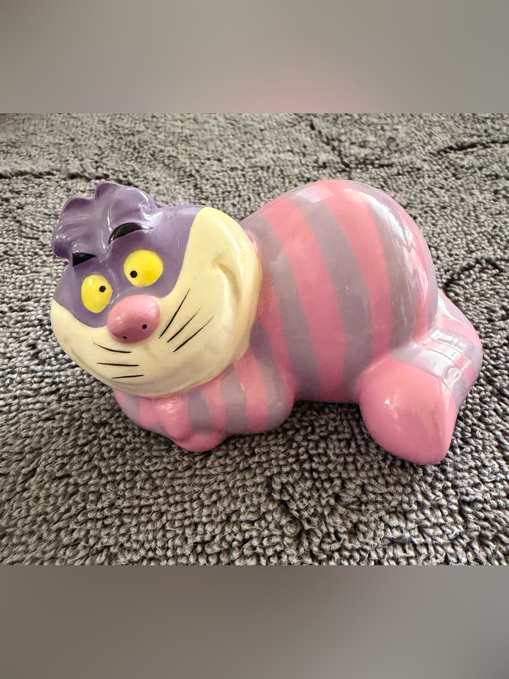 Alice in Wonderland CHESHIRE Cat Figurine